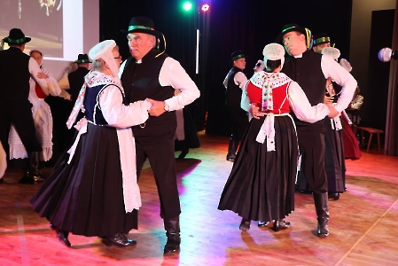 Nastrojeni na tradycje fotogaleria 2-22