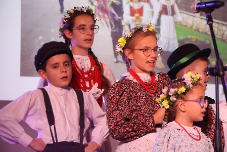 Nastrojeni na tradycje fotogaleria 2-30