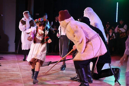 Nastrojeni na tradycje fotogaleria 2-52