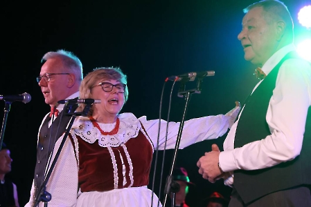 Nastrojeni na tradycje fotogaleria 2-61