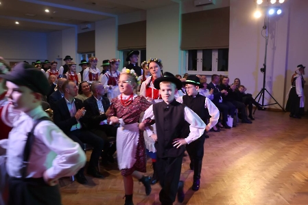 Nastrojeni na tradycje fotogaleria 2-9