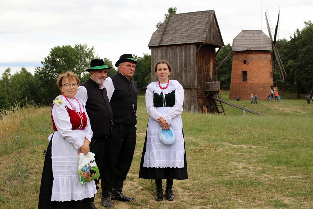 Wyjazdy bukówieckich zespołów-13