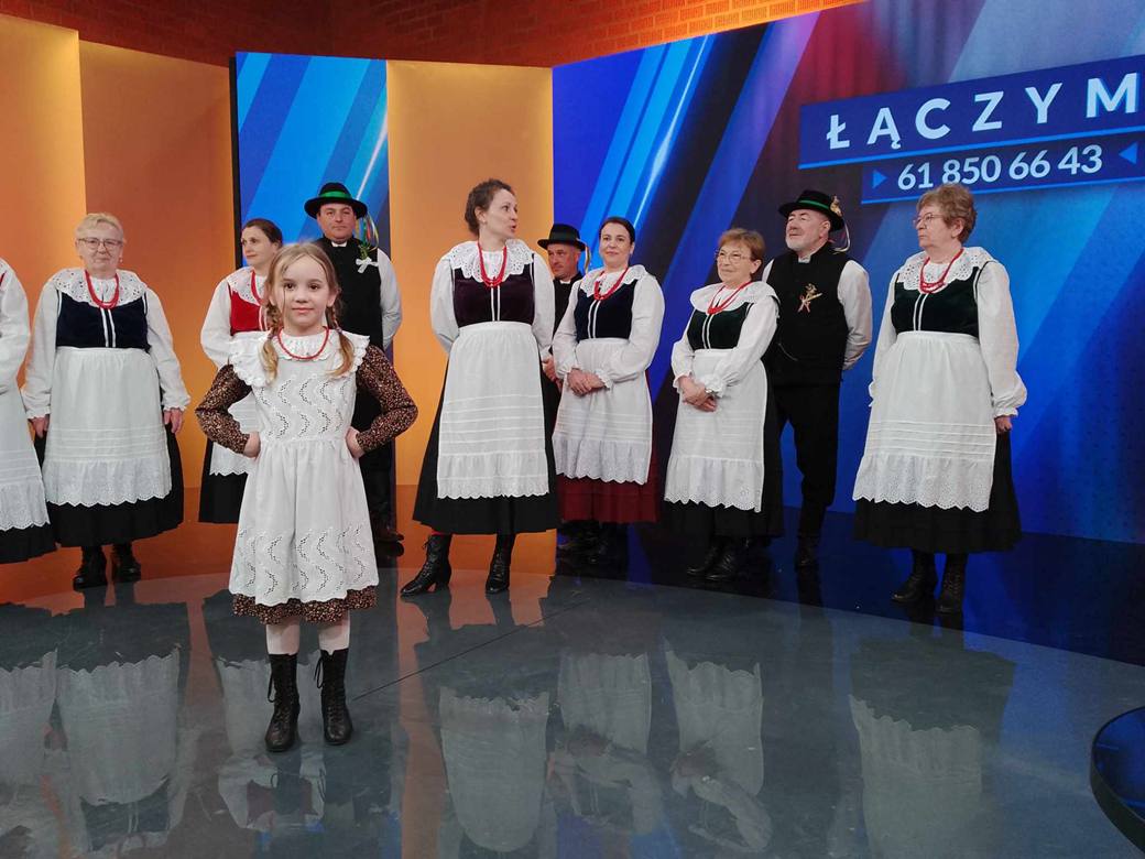 Zespół Regionalny i Manugi w TVP 3-12