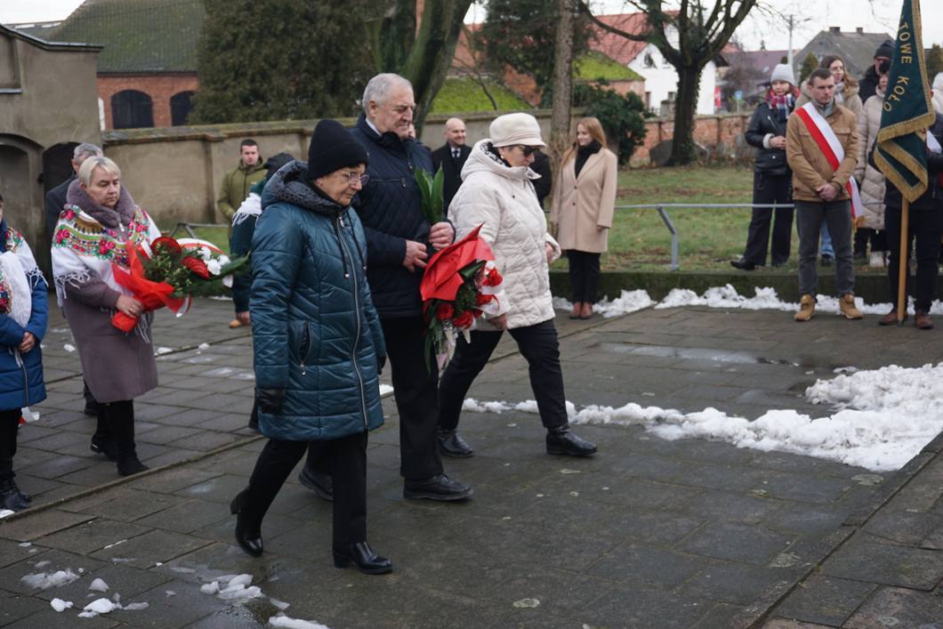 6 stycznia - Uroczystości pod tablicami-6