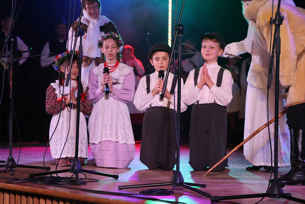 Nastrojeni na tradycje fotogaleria 2-49