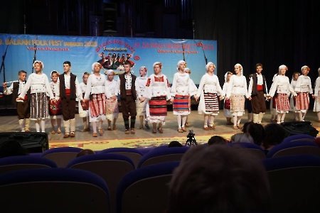 BALKAN FOLK FEST-18